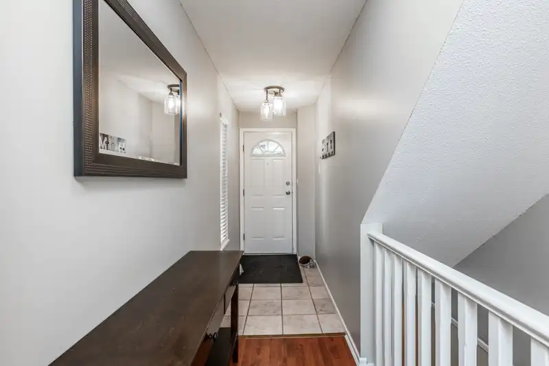 54 8892 208 STREET - photo 3 of 28