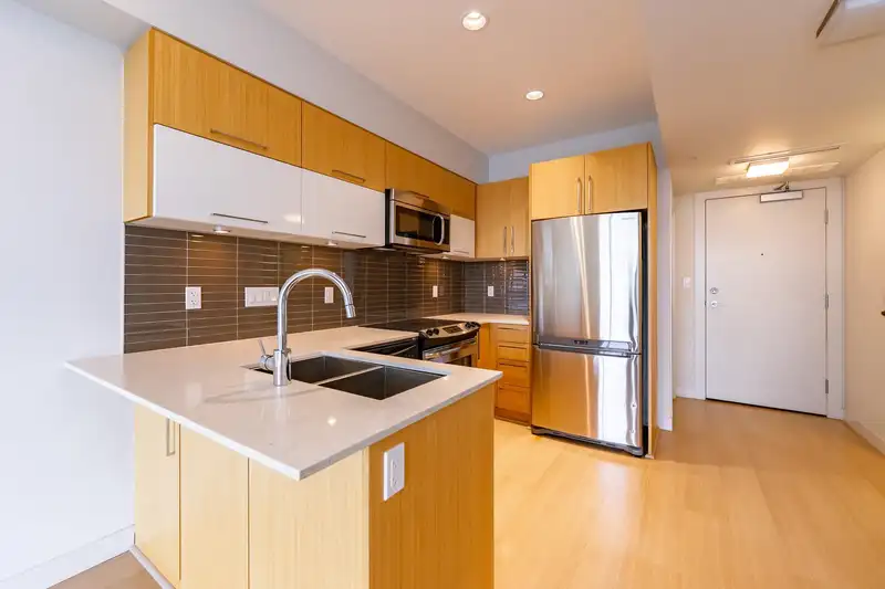 512 10020 DUNOON DRIVE - photo 3 of 23