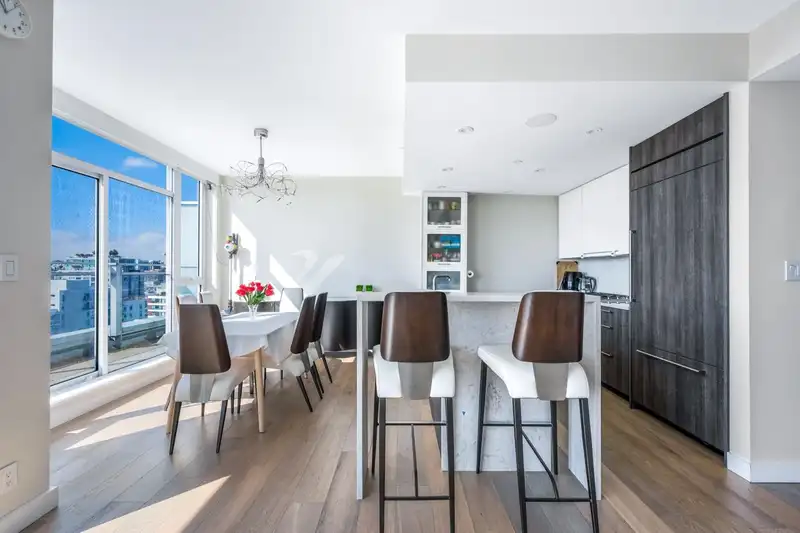 2101 1618 QUEBEC STREET - photo 1 of 31
