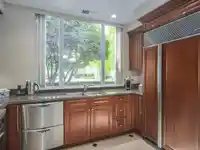 410 BEACH CRESCENT - thumbnail 11