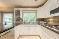 4522 221A STREET - thumbnail 17
