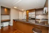 303 2950 KING GEORGE BOULEVARD - thumbnail 3