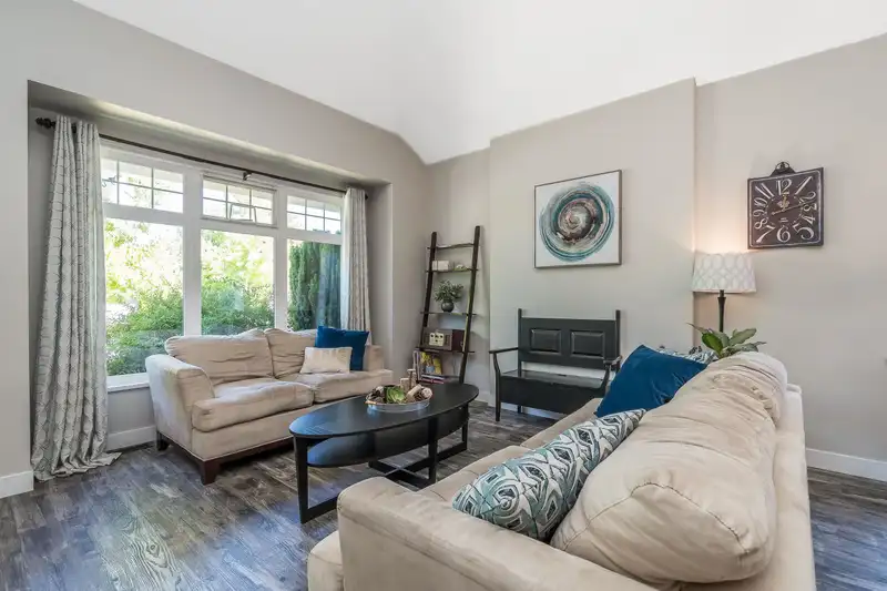5040 223B STREET - photo 4 of 28