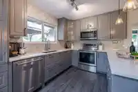 22806 RENNIE AVENUE - thumbnail 4