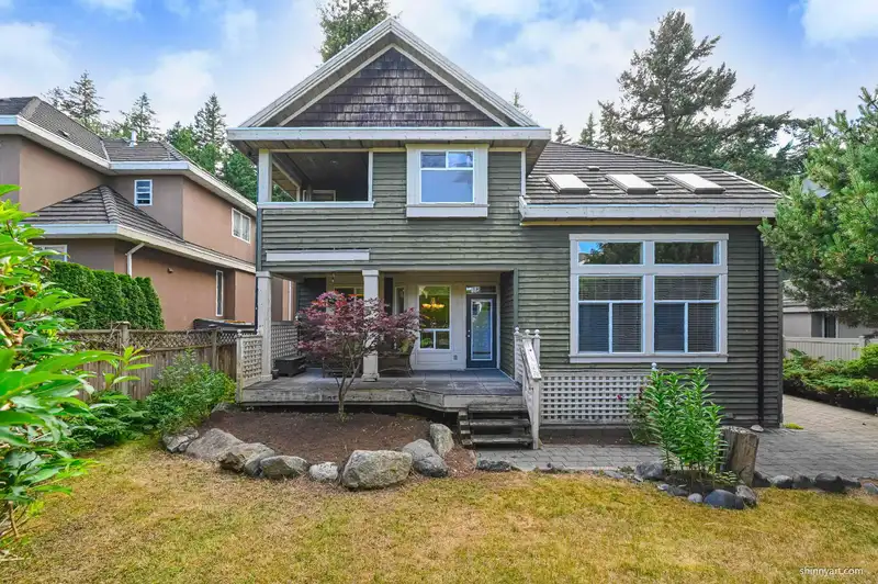 2492 148 STREET - photo 4 of 40