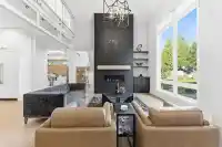 4820 7A AVENUE - thumbnail 2