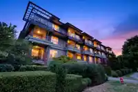 403 15357 17A AVENUE - thumbnail 1