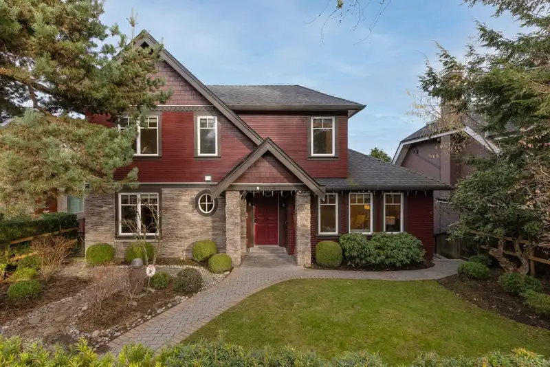 3936 QUESNEL DRIVE - photo 1 of 40
