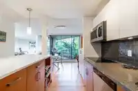 301 1450 PENNYFARTHING DRIVE - thumbnail 6