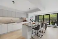 49 1425 LAMEY'S MILL ROAD - thumbnail 9