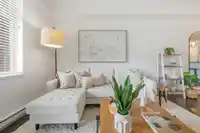 216 2632 PAULINE STREET - thumbnail 2