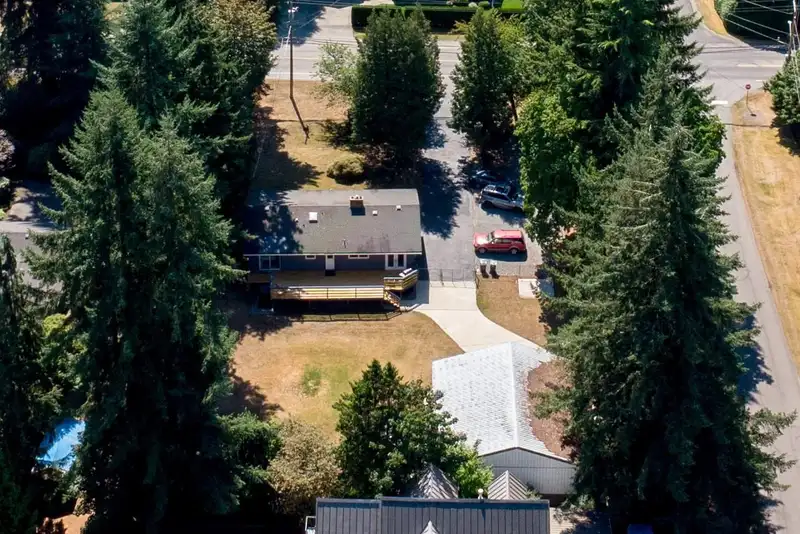 23915 48TH AVENUE - photo 2 of 36