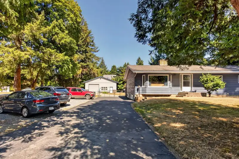 23915 48TH AVENUE - photo 3 of 36