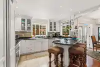 2541 MARINE DRIVE - thumbnail 9