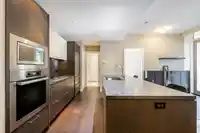 101 988 KEITH ROAD - thumbnail 20