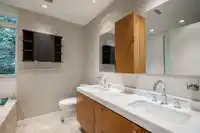 101 988 KEITH ROAD - thumbnail 27