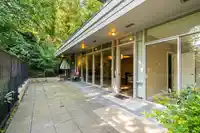101 988 KEITH ROAD - thumbnail 7