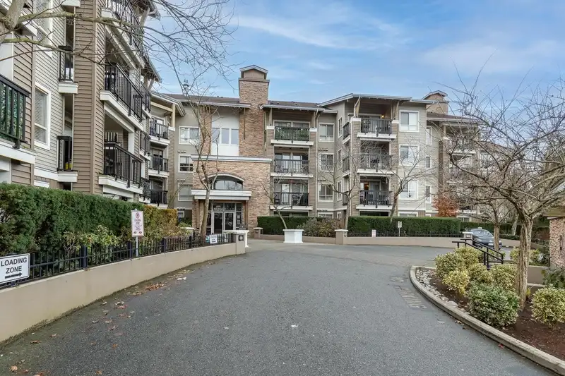 203 8915 202 STREET - photo 1 of 8