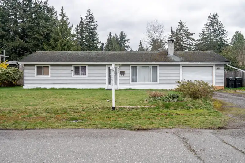 3674 197A STREET - photo 2 of 32
