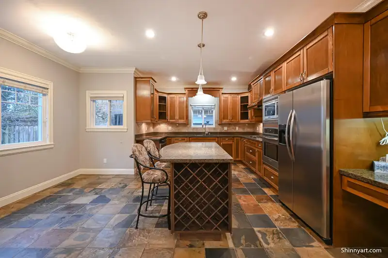 5323 SPETIFORE CRESCENT - photo 4 of 33