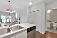207 20460 DOUGLAS CRESCENT - thumbnail 15
