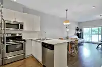 207 20460 DOUGLAS CRESCENT - thumbnail 5