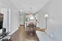 207 20460 DOUGLAS CRESCENT - thumbnail 9