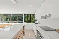 817 1445 MARPOLE AVENUE - thumbnail 13