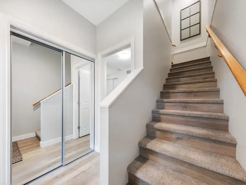 10 20449 66 AVENUE - photo 3 of 22