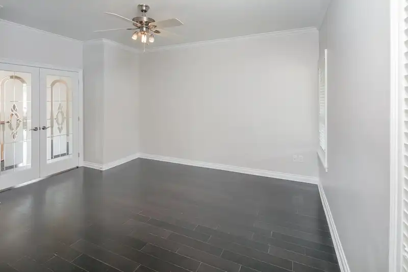 13479 98A AVENUE - photo 3 of 18