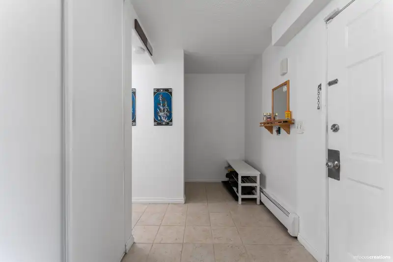 207 13931 74 AVENUE - photo 2 of 23
