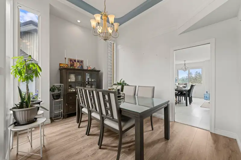 14451 77 AVENUE - photo 4 of 30