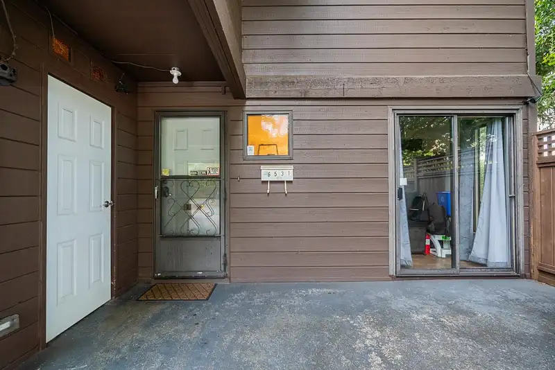 6531 PIMLICO WAY - photo 2 of 3