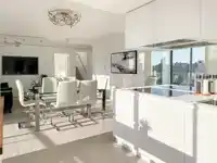 3703 689 ABBOTT STREET - thumbnail 4