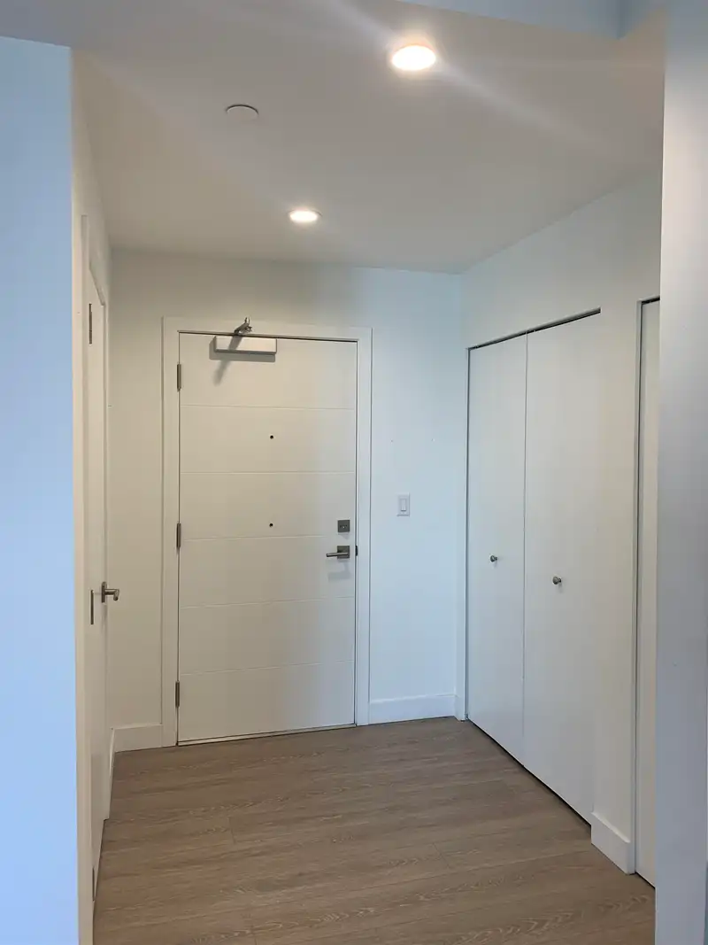 408 11703 FRASER STREET - photo 4 of 18