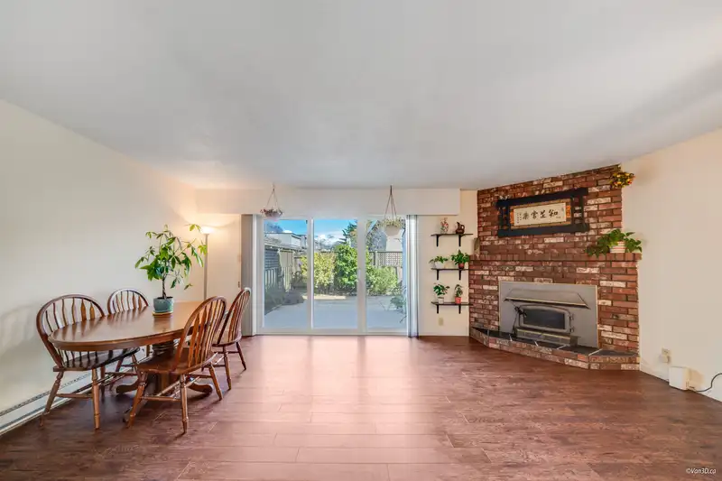 23 10840 SPRINGMONT DRIVE - photo 3 of 38