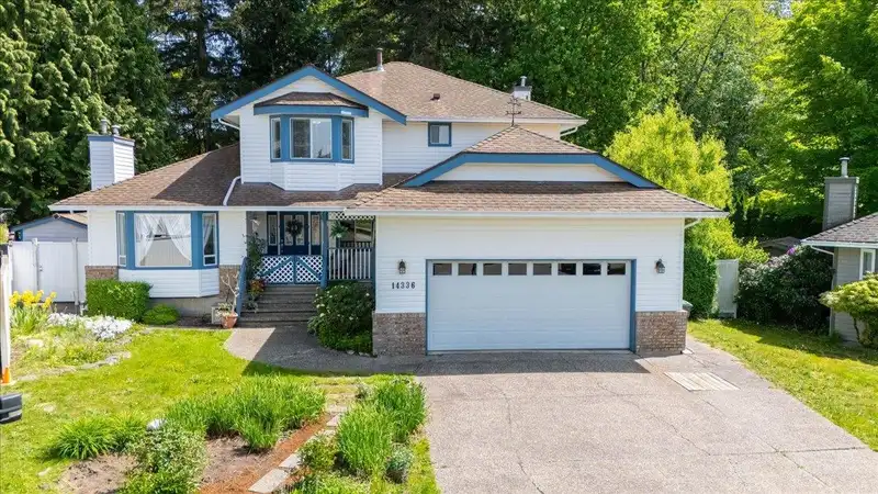 14336 86 AVENUE - photo 2 of 40