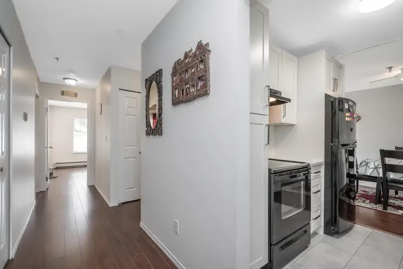 215 33535 KING ROAD - photo 4 of 26