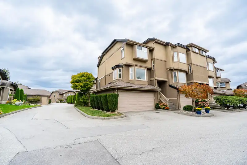 39 12880 RAILWAY AVENUE - photo 1 of 40