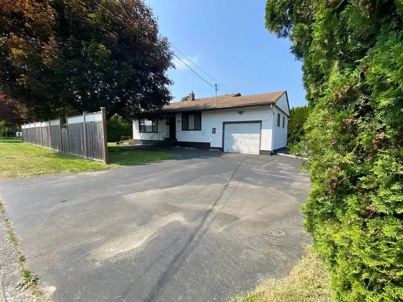 45685 HERRON AVENUE - photo 1 of 24