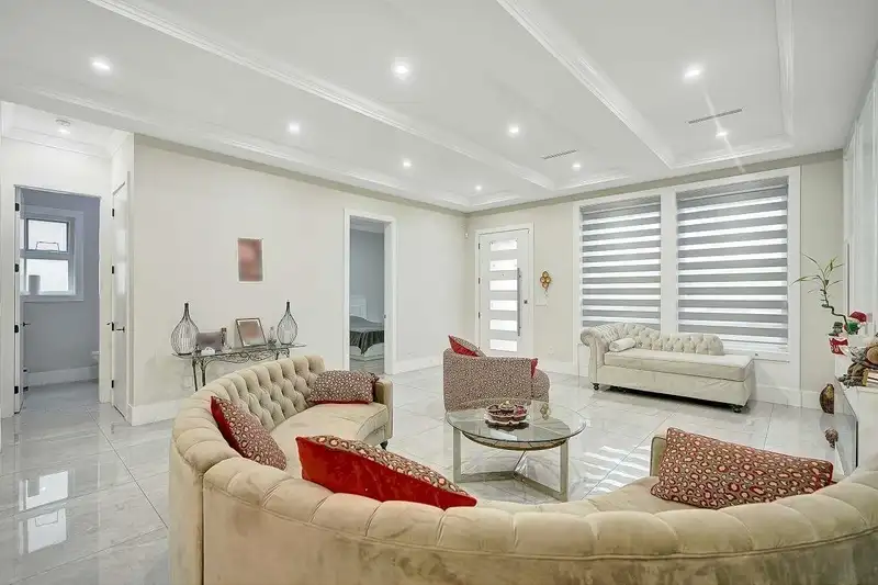 12420 80 AVENUE - photo 2 of 35
