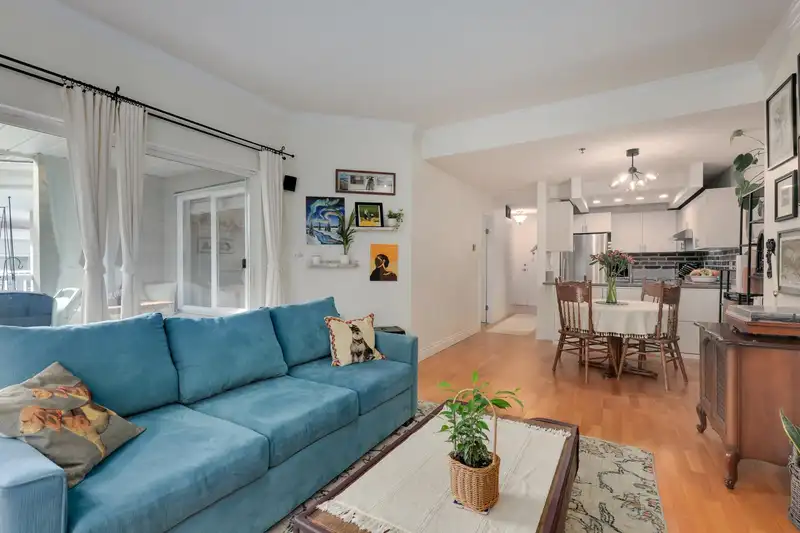 305 2256 W 7TH AVENUE - photo 4 of 21