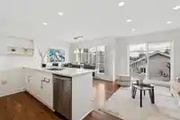 205 E 18TH STREET - thumbnail 12