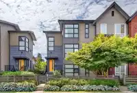 105 2380 RANGER LANE - thumbnail 1