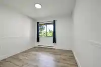 2 2998 MOUAT DRIVE - thumbnail 24