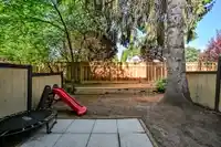 2 2998 MOUAT DRIVE - thumbnail 36