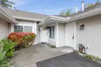 328 20655 88 AVENUE - thumbnail 2