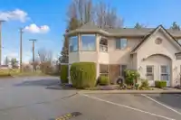 47 3380 GLADWIN ROAD - thumbnail 35