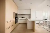 406 6833 PEARSON WAY - thumbnail 2