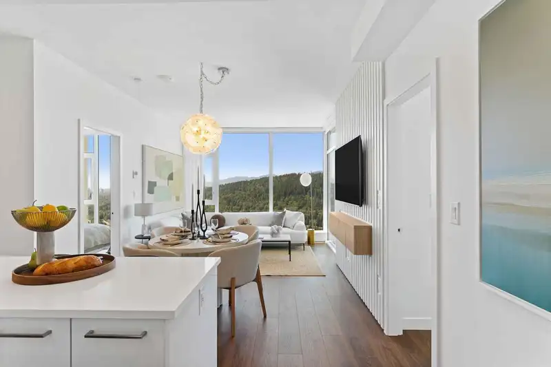 3608 518 CLARKE ROAD - photo 3 of 20